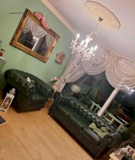 Chesterfield Ledersofa tannengrün - Gratisinserat.ch