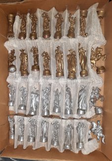 Schach Spiel Figuren - Gratisinserat.ch