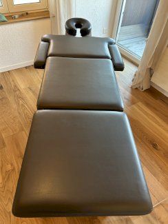 elektrische Massageliege