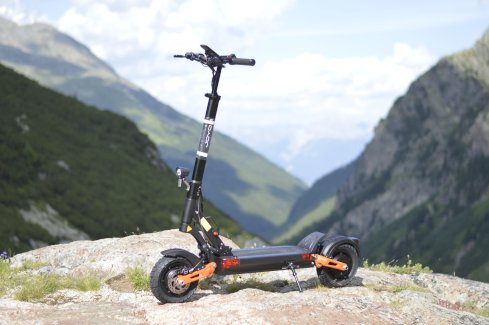 NEU; E-Scooter, Elektroscooter, Elektro Scooter Joyor T10, 2025 - Gratisinserat.ch