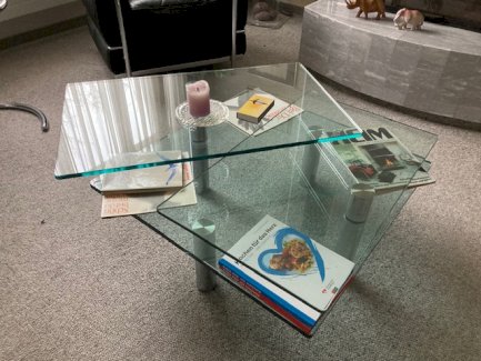 Schwenkplatten Couchtisch Kristallglas