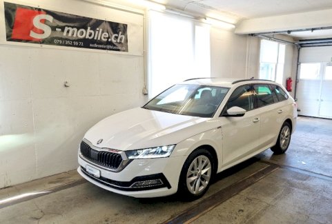 SKODA Octavia Combi 2.0 TDI DSG Style - Gratisinserat.ch