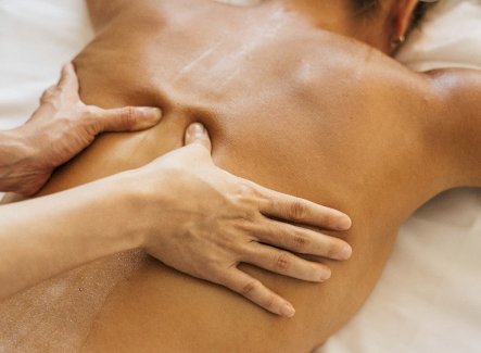 Rücken/Nackenmassage oder Ganzkörpermassage  - Gratisinserat.ch