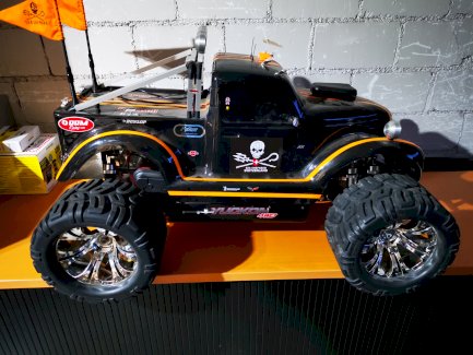 Hurrax Yukon 4x4 ein monster unter den RC cars - Gratisinserat.ch