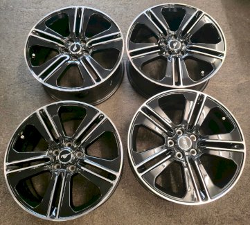 4x Ford Mustang GT Alufelgen 19 Zoll