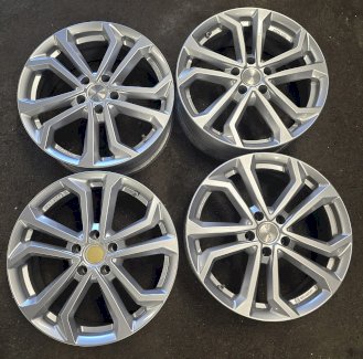 4x Dezent Felgen 7Jx18 /LK5x112 /ET 22 /ML 66.6 /KBA 52507 - Gratisinserat.ch