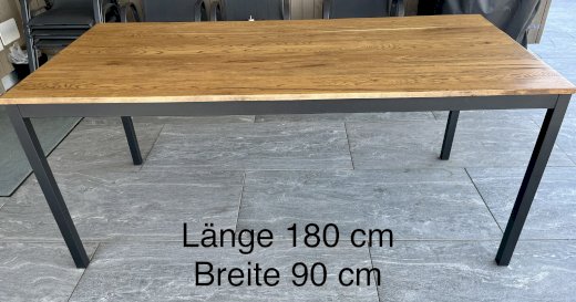 Massivholztisch  - Gratisinserat.ch