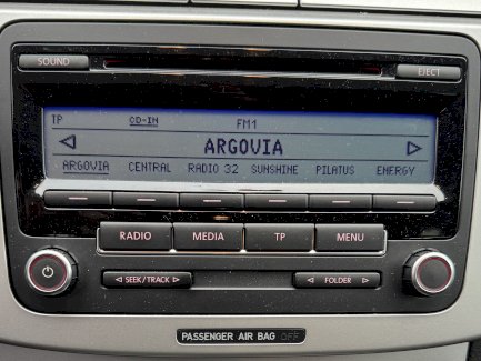 VW Autoradio/CD RCD310 Original zu VW Passat in TOP Zustand - Gratisinserat.ch