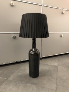 Flaschen Tischlampe oder Stehlampe, Neu und Einzigartig - Gratisinserat.ch