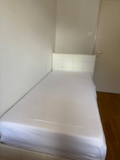 Bett Sofa Arbeitstisch zu verkaufen  - Gratisinserat.ch