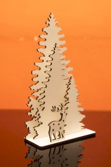 Beleuchteter Baum mit Rentier – Holz-Deko, handgemacht - Gratisinserat.ch