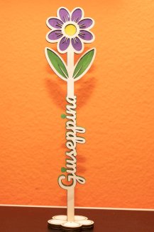 PERSONALISIERTE HOLZBLUME  - Gratisinserat.ch