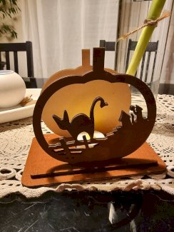 HANDGEFERTIGTER KÜRBIS MIT KATZE TEELICHTHALTER AUS HOLZ  - Gratisinserat.ch