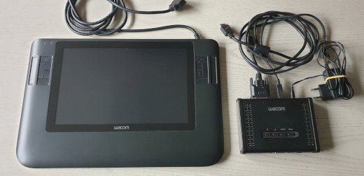 Wacom DTZ 1200W/G Grafiktablett & DTZ 1200W/G Converter Box - Gratisinserat.ch
