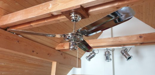 Vollchrom Ventilator