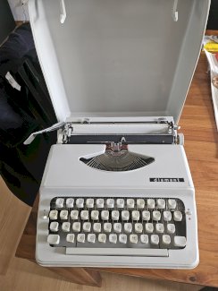 Schreibmaschine Diamant - Gratisinserat.ch