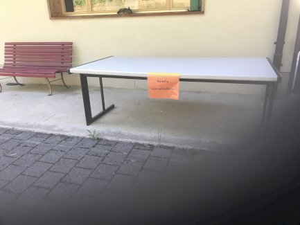 Grosser Tisch - Gratisinserat.ch