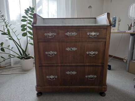 Alte Kommode - Gratisinserat.ch