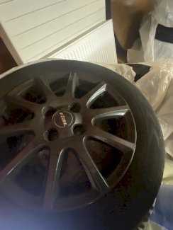 Honda Jazz Alu-Felgen mit Pneu - Gratisinserat.ch