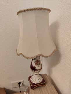 Schöne, Antike, Tischlampe