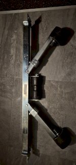 Seiten stutze mit Kielrollen für bootsanhänger gsnz neu ,stellbar von 80cm.bis 124cm. - Gratisinserat.ch