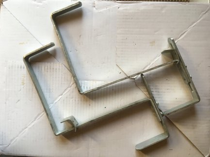 Geranienhaken für Geranien-Kisten - Gratisinserat.ch