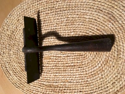 Schuffel, Jäteisen, Gartenwerkzeug, Hacke f. Unkraut - Gratisinserat.ch