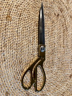 Schere Messinggriff gross - Gratisinserat.ch