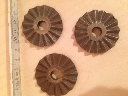 Kerzenständer aus Zahnrädli - Gratisinserat.ch