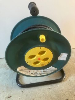 Kabelrolle 35 m Kabel - Gratisinserat.ch