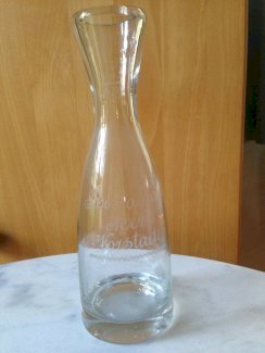 Weinflasche, Weinschenker, Weinkrug Glas Flasche - Gratisinserat.ch