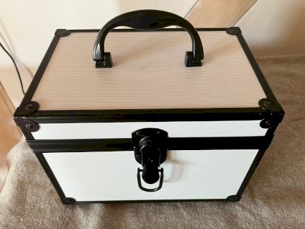 Schatulle, Beautycase, Schminkkoffer - Gratisinserat.ch