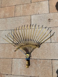 Laubrechen, Putzrechen, Gartenrechen - Gratisinserat.ch