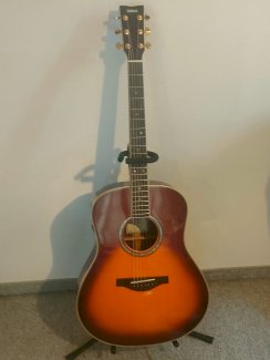 Yamaha LL-TA BS Dreadnought Elektro-Akustikgitarre - Gratisinserat.ch