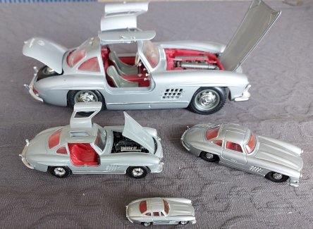 4 Mercedes SL Modell