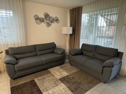 Sofa 3-Sitzer & 2-Sitzer - Anthrazit - Gratisinserat.ch