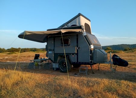 Wohnanhänger CRAWLER 458 - Gratisinserat.ch