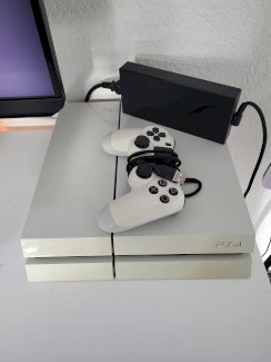 Playstation 4 - Gratisinserat.ch