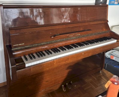 Der River Klavier  - Gratisinserat.ch