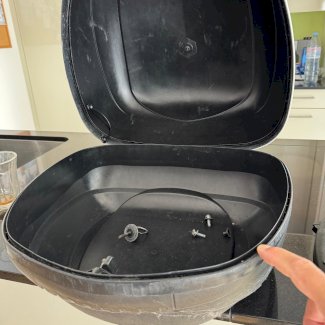 Topcase für Piaggio Liberty (EMBOSSED TOP BOX 32LT) - Gratisinserat.ch