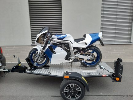 Motorradanhänger zum mieten / Ort: Stadt Luzern - Gratisinserat.ch