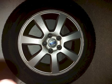 Alufelgen /Volvo V70/ mit Winterreifen 16\"(225/55 R16 - Gratisinserat.ch
