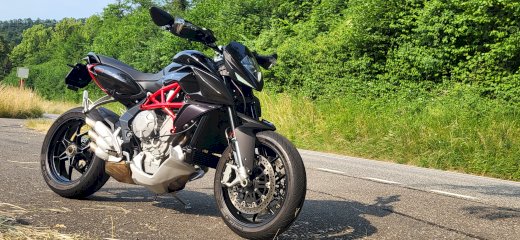 Husaberg 650 & MV Agusta Rivale - Gratisinserat.ch