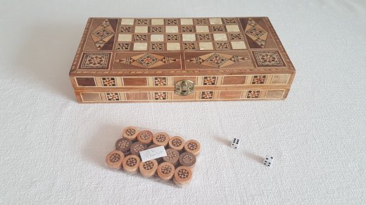 Backgammon Spiel aus Holz - Einlegearbeit