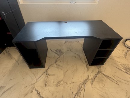 Schreibtisch - Gratisinserat.ch