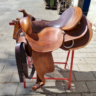 Breiter Pullman Sattel