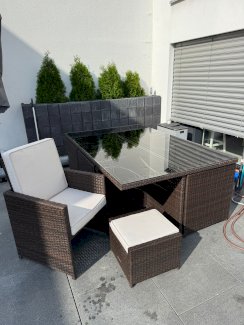 Esstisch mit 6 Stühlen und 6 Hockern von Denova living&design - Gratisinserat.ch