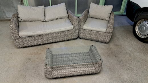 Gartenlounge für 3 Personen