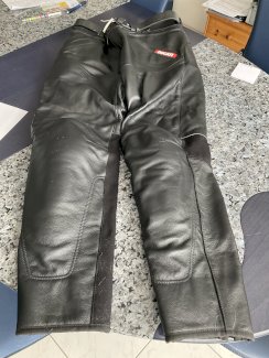 Motorrad -Hosen Dainese 