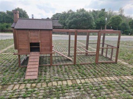  Hühnerfarm XXL mit viel Zubehör zu verkaufen